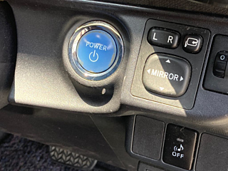 TOYOTA AQUA 2013