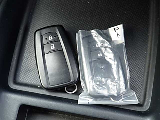 TOYOTA PRIUS 2020