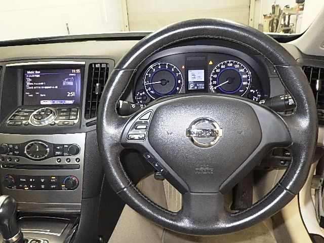 NISSAN SKYLINE 2013