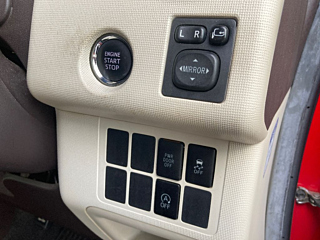 TOYOTA PORTE 2014