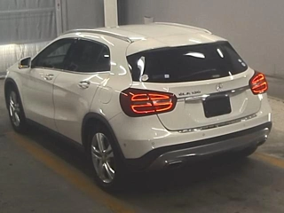 MERCEDES BENZ GLA CLASS 2015