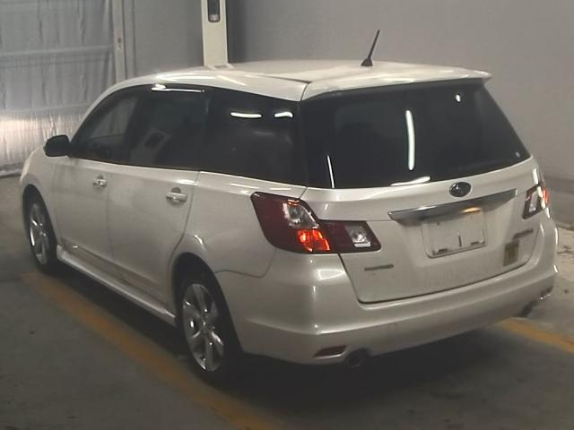SUBARU EXIGA 2011