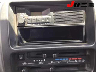 DAIHATSU HIJET TRUCK 2011