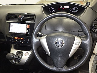 NISSAN SERENA 2012