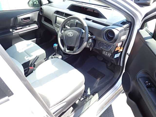 TOYOTA AQUA 2020