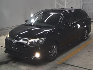 TOYOTA COROLLA FIELDER 2013