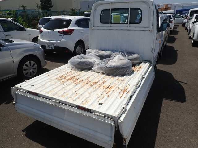 NISSAN CLIPPER TRUCK 2013