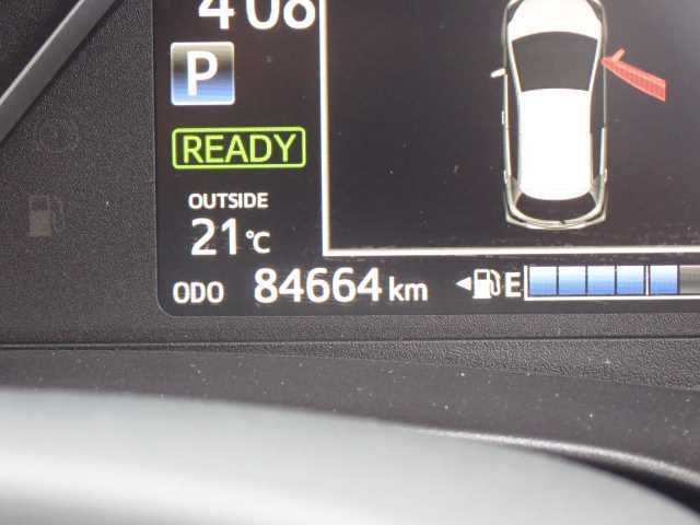 TOYOTA VITZ 2018
