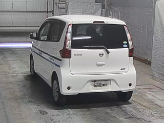 NISSAN DAYZ 2014