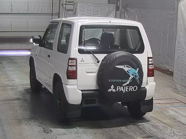 MITSUBISHI PAJERO MINI 2011