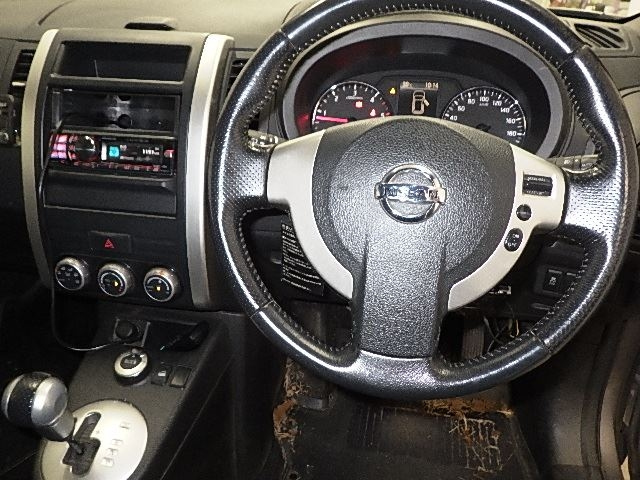 NISSAN X-TRAIL 2010