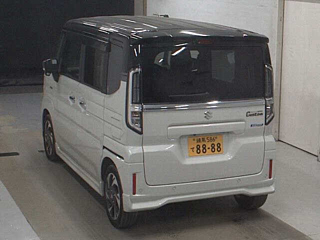 Заказать SUZUKI SPACIA