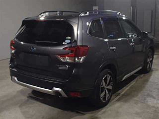 Заказать SUBARU FORESTER