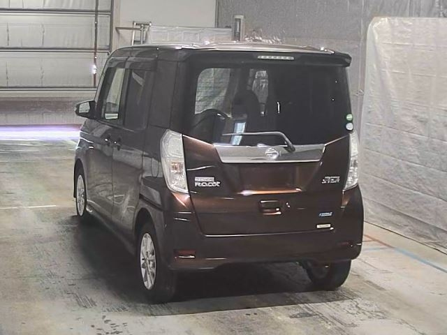 NISSAN DAYZ ROOX 2013