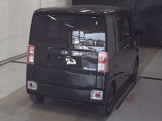 DAIHATSU WAKE 2020
