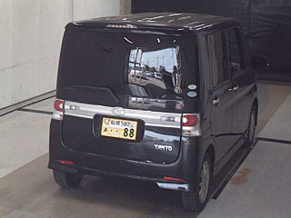 DAIHATSU TANTO 2009