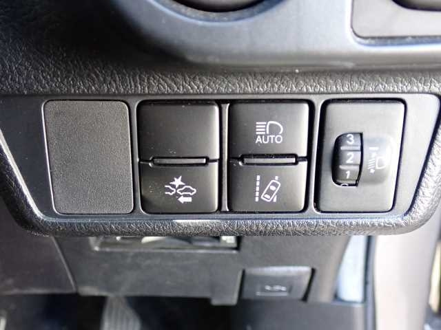 TOYOTA COROLLA AXIO 2018