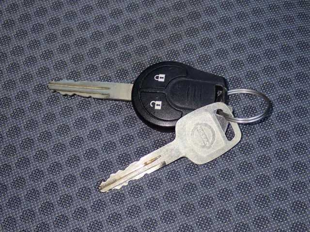 NISSAN WINGROAD 2015