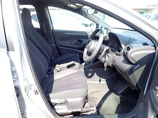 TOYOTA YARIS 2020
