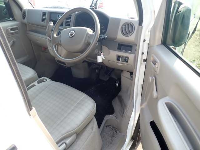 NISSAN CLIPPER VAN 2015