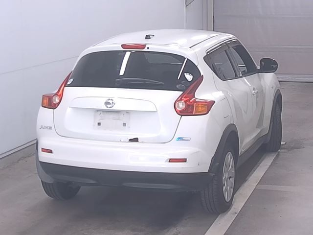 NISSAN JUKE 2011