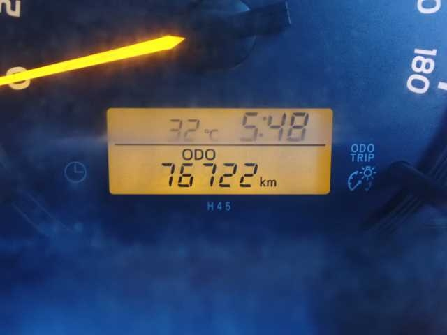 TOYOTA HIACE VAN 2017