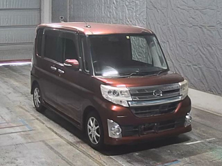 DAIHATSU TANTO 2014