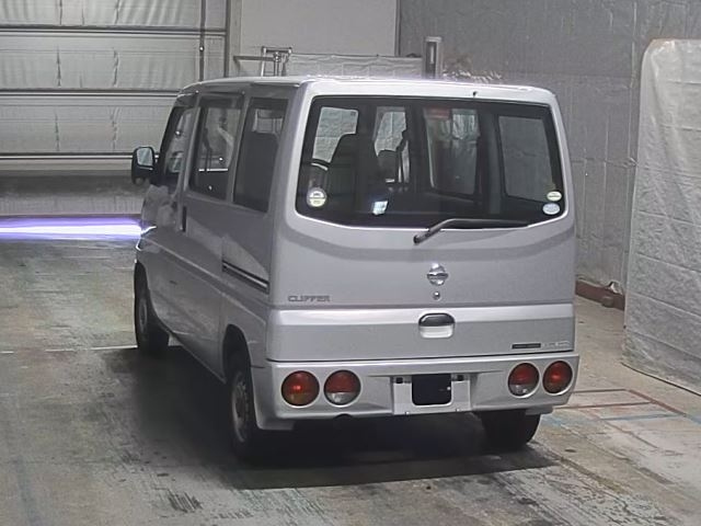 NISSAN CLIPPER VAN 2011