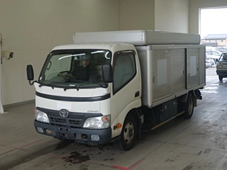 TOYOTA DYNA 2011