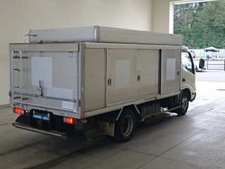 TOYOTA DYNA 2011