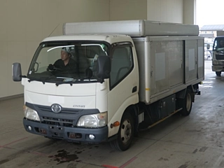 TOYOTA DYNA 2012