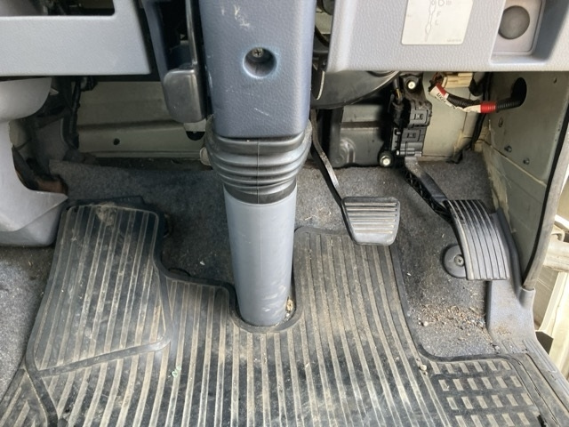 MITSUBISHI CANTER 2015