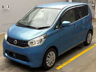 NISSAN DAYZ 2013