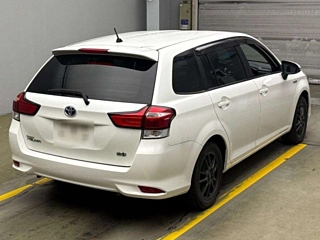 TOYOTA COROLLA FIELDER 2016
