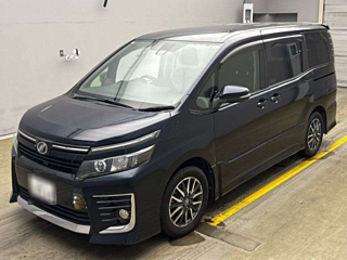 TOYOTA VOXY 2016