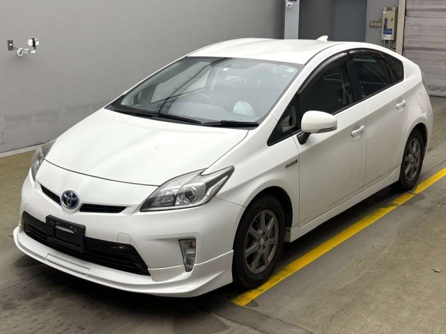 TOYOTA PRIUS 2012