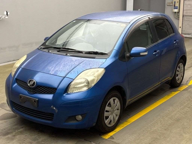 TOYOTA VITZ 2009