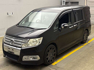 HONDA STEP WAGON 2011