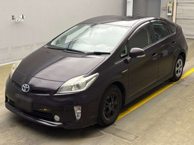 TOYOTA PRIUS 2012