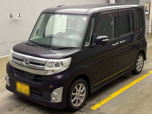 DAIHATSU TANTO 2014
