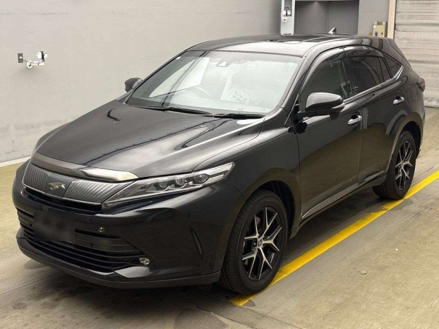 TOYOTA HARRIER 2020