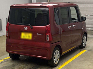 DAIHATSU TANTO 2024