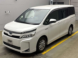 TOYOTA VOXY 2018
