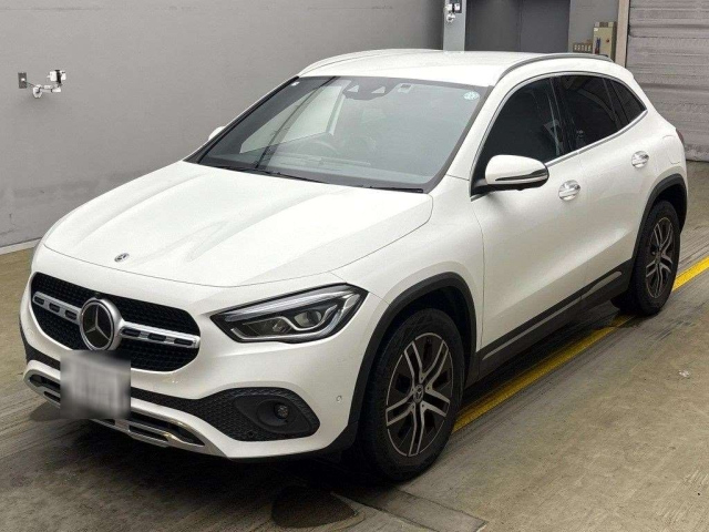 MERCEDES BENZ GLA CLASS 2020