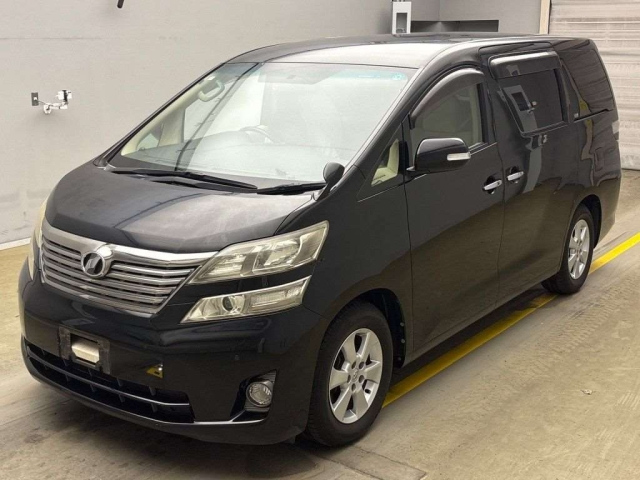 TOYOTA VELLFIRE 2010