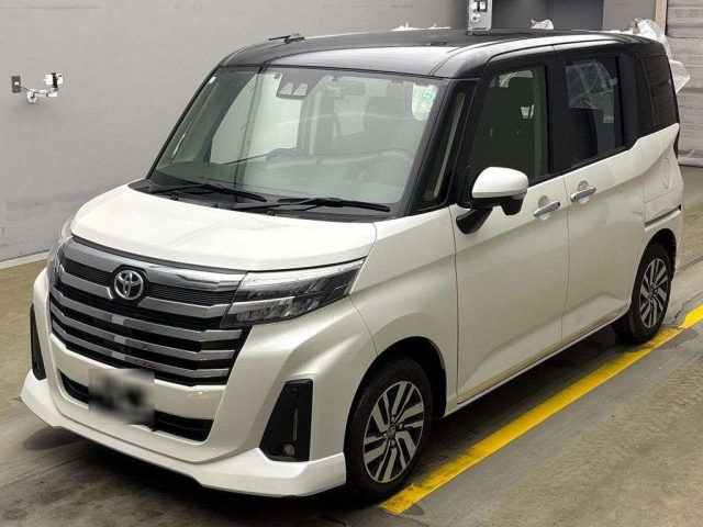 TOYOTA ROOMY 2023