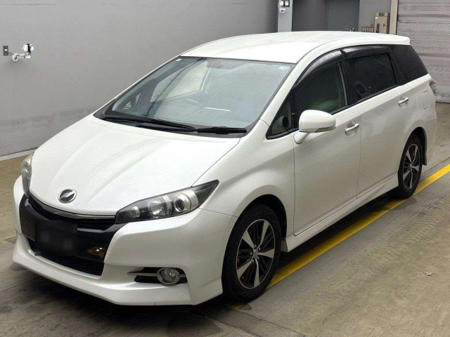 TOYOTA WISH 2017