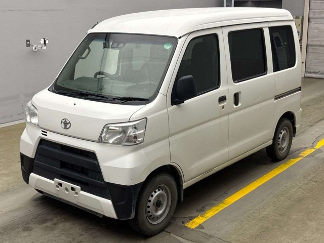 TOYOTA PIXIS VAN 2018