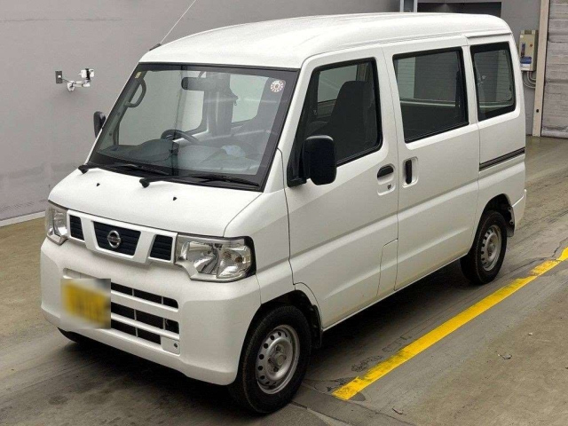 NISSAN CLIPPER VAN 2013