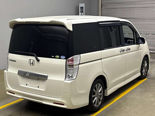 HONDA STEP WAGON 2012